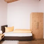 Apart&chalet Chiara 아파트 *