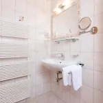 Apart&chalet Chiara 아파트 *
