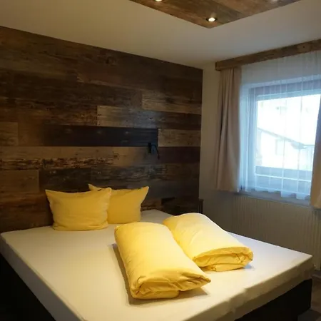 Apart&chalet Chiara Apartment *