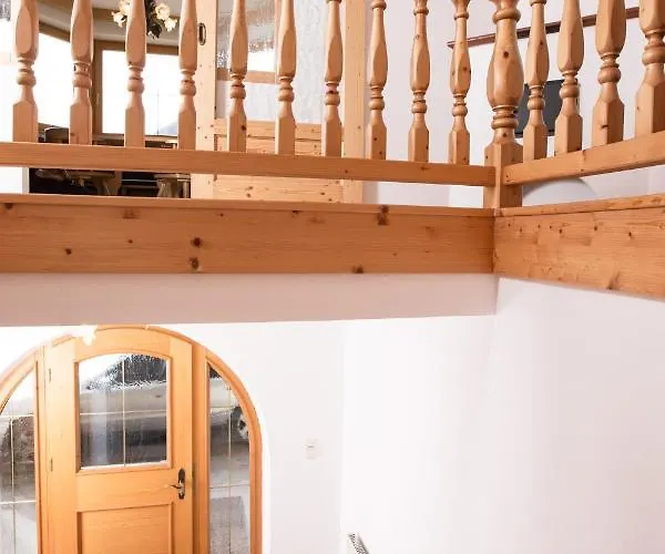 Apart&chalet Chiara شقة *